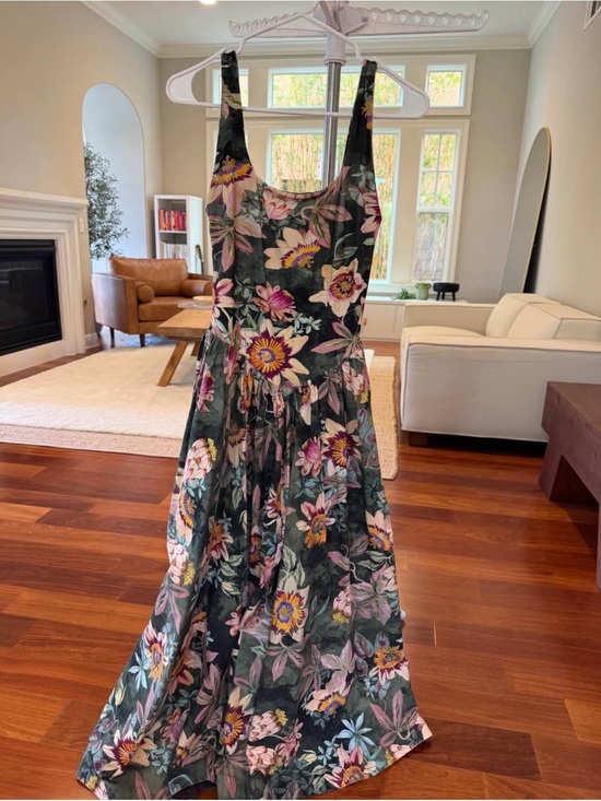 FARM Rio Dresses & Skirts - Gorgeous Farm Rio maxi dress